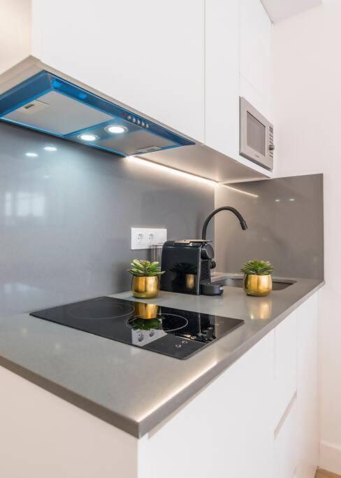 New Apt In The Heart Of Madrid Exterior foto